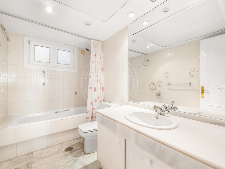 Apartment for Sale in Estepona, Malaga 20