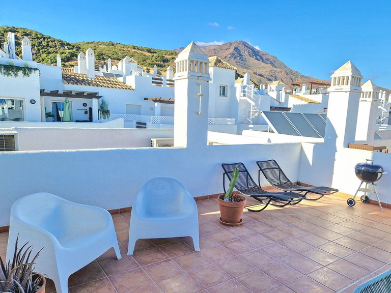 Apartment for Sale in Valle Romano, Malaga 5