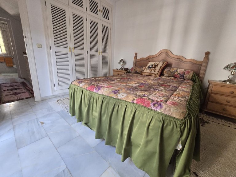 Villa for Sale in Calahonda, Malaga 12