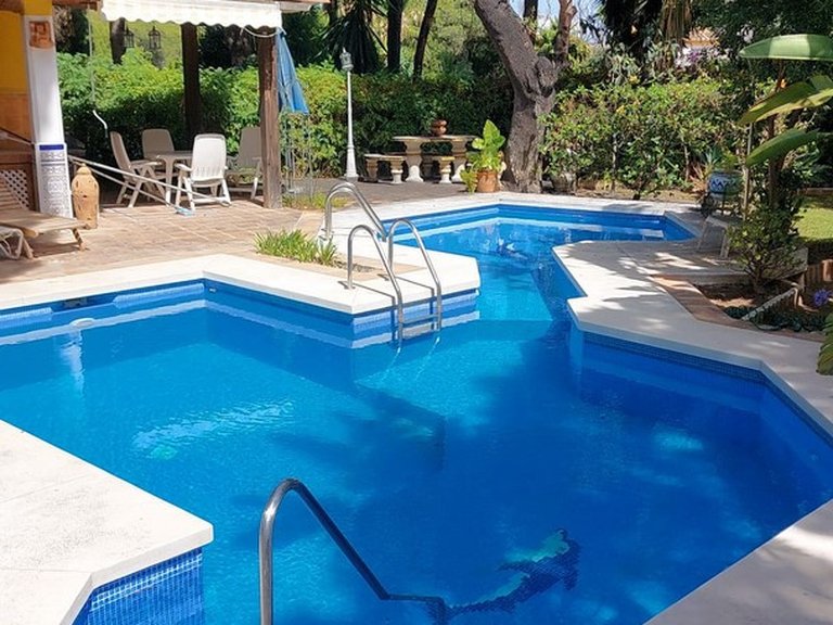 Villa for Sale in Calahonda, Malaga 2