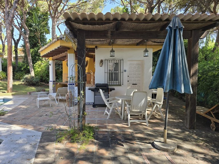 Villa for Sale in Calahonda, Malaga 23
