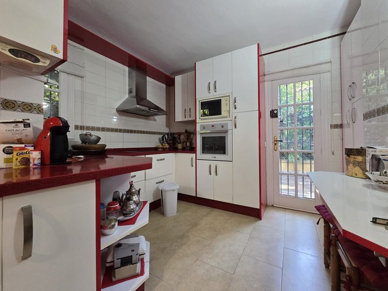 Villa for Sale in Calahonda, Malaga 26