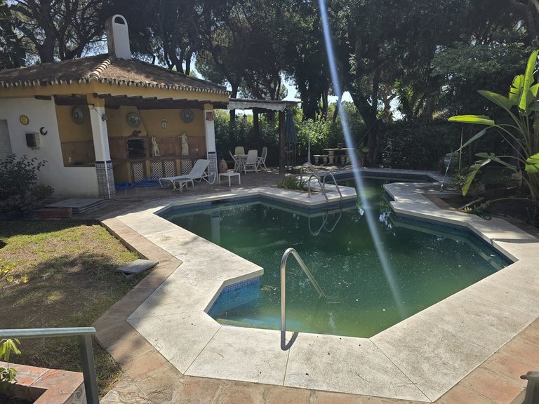 Villa for Sale in Calahonda, Malaga 39