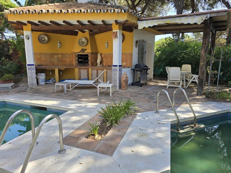 Villa for Sale in Calahonda, Malaga 44