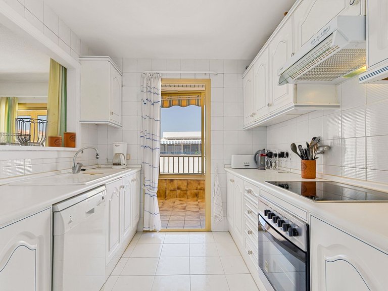 Apartment for Sale in Fuengirola, Malaga 11