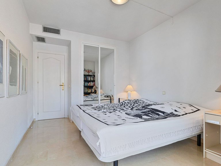 Apartment for Sale in Fuengirola, Malaga 13
