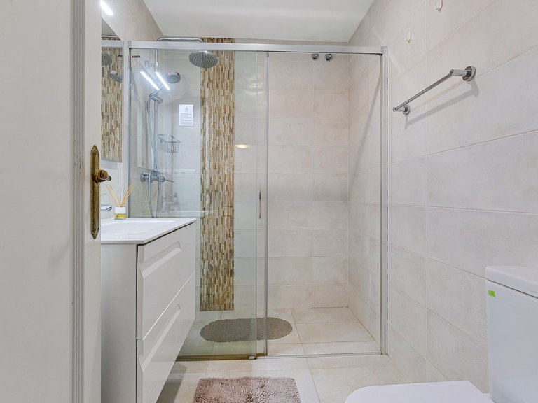 Apartment for Sale in Fuengirola, Malaga 14