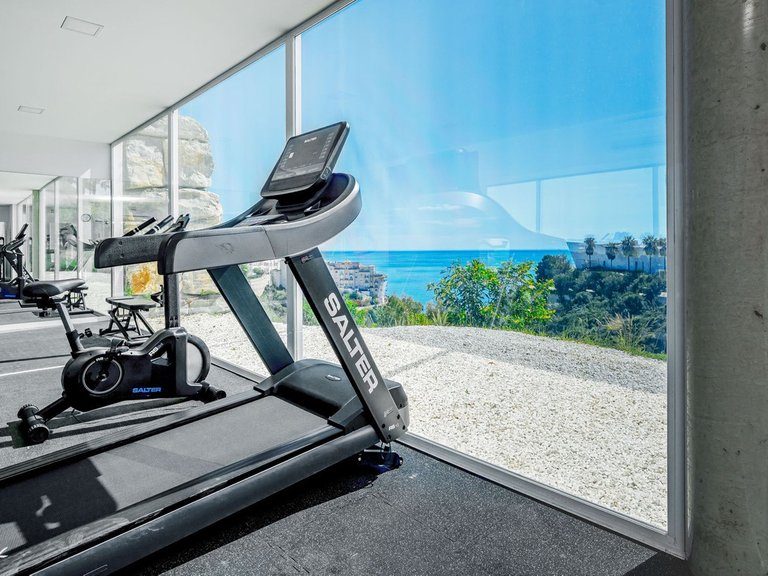 Apartment for Sale in Benalmadena Costa, Malaga 38