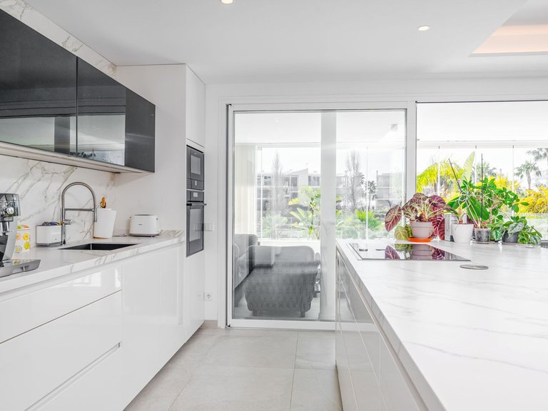 Apartment for Sale in Benalmadena Costa, Malaga 4