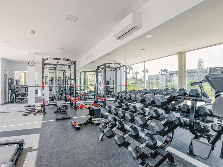 Apartment for Sale in Benalmadena Costa, Malaga 40