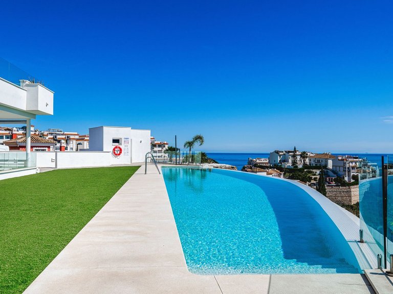Apartment for Sale in Benalmadena Costa, Malaga 45