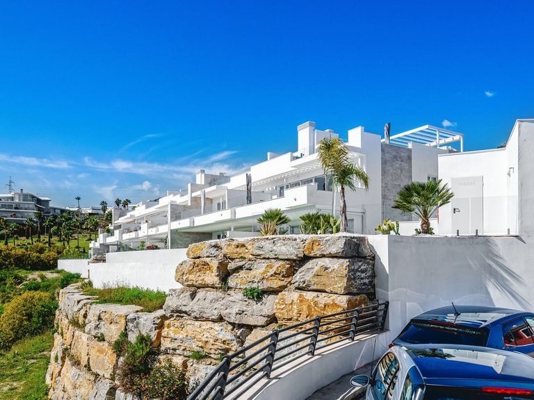 Apartment for Sale in Benalmadena Costa, Malaga 47