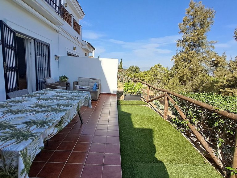 Villa for Sale in Lauro Golf, Malaga 18