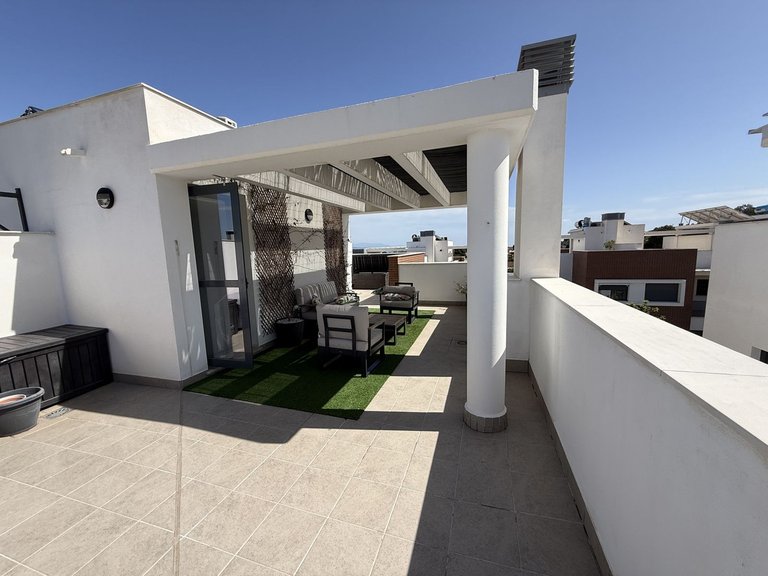 Villa for Sale in Churriana, Malaga 1