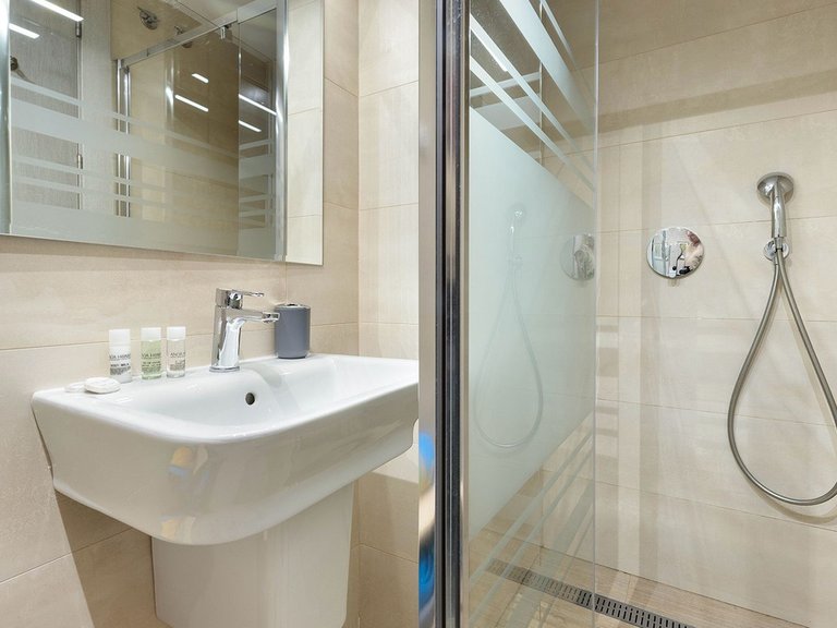 Apartment for Sale in Benalmadena Costa, Malaga 23