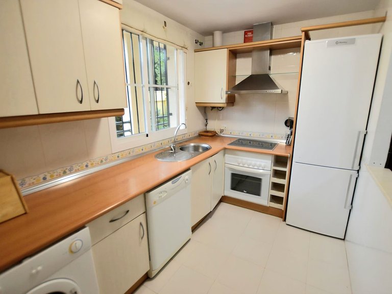 Apartment for Sale in Benalmadena Costa, Malaga 23