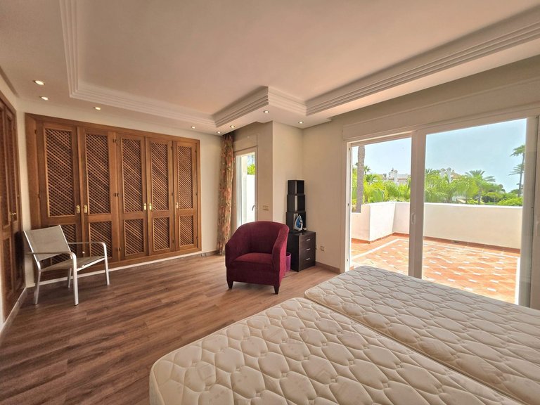 Town House for Sale in Costalita, Malaga 18