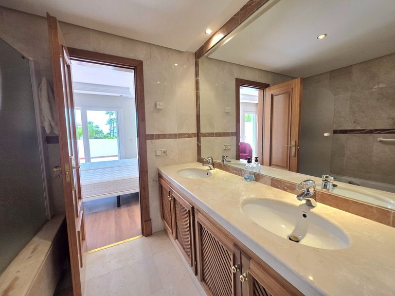 Town House for Sale in Costalita, Malaga 21