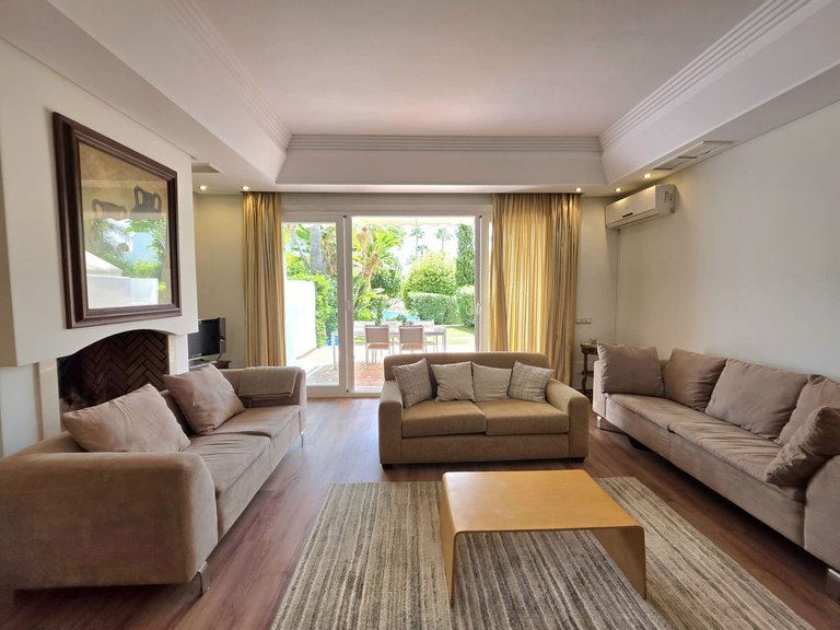 Town House for Sale in Costalita, Malaga 7