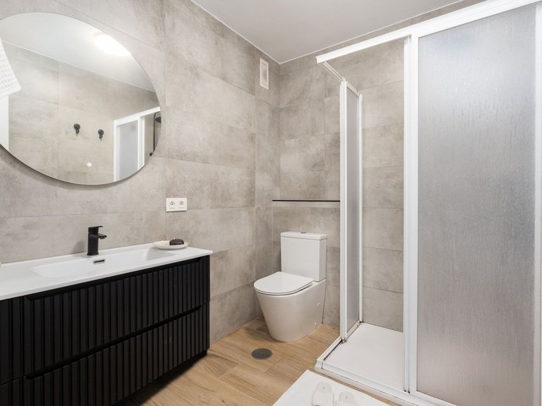 Apartment for Sale in Benalmadena, Malaga 8
