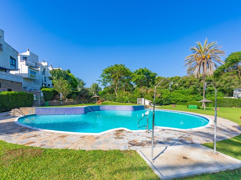 Villa for Sale in Estepona, Malaga 15