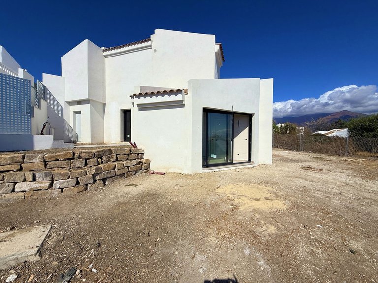 Villa for Sale in Estepona, Malaga 21