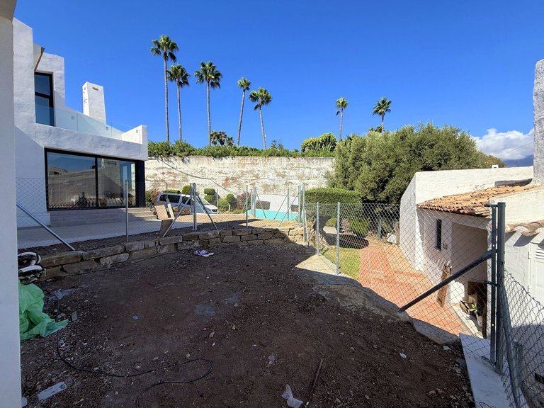 Villa for Sale in Estepona, Malaga 22