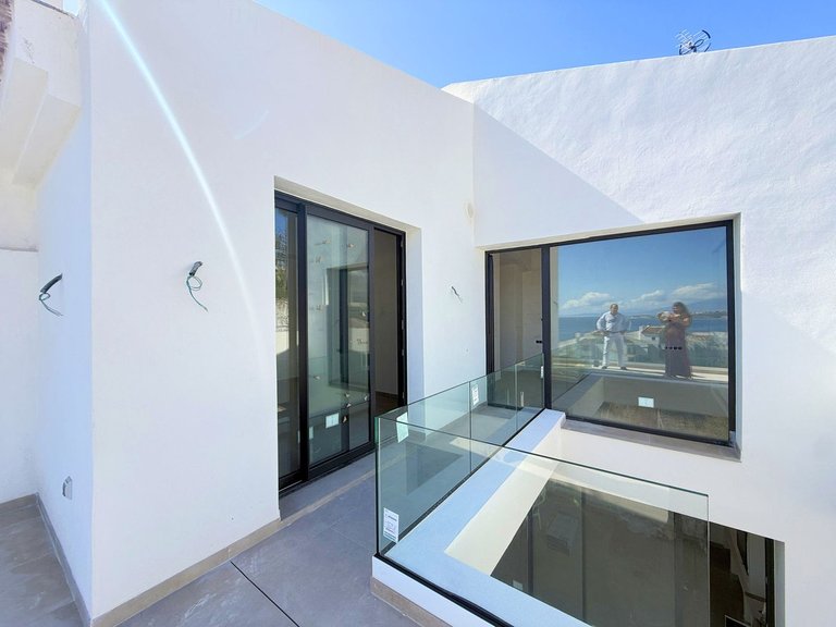 Villa for Sale in Estepona, Malaga 4