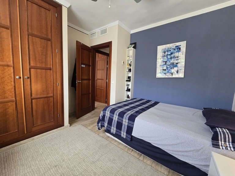 Villa for Sale in Costa del Sol, Calahonda, Malaga 13