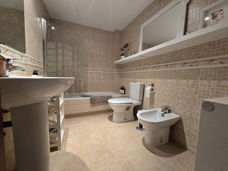 Villa for Sale in Costa del Sol, Calahonda, Malaga 14