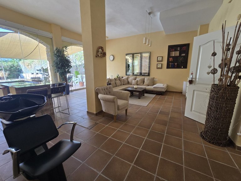 Villa for Sale in Costa del Sol, Calahonda, Malaga 19