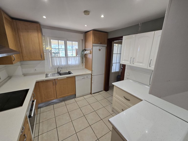 Villa for Sale in Costa del Sol, Calahonda, Malaga 25