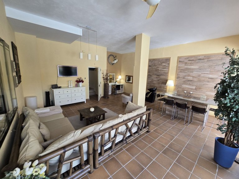 Villa for Sale in Costa del Sol, Calahonda, Malaga 31
