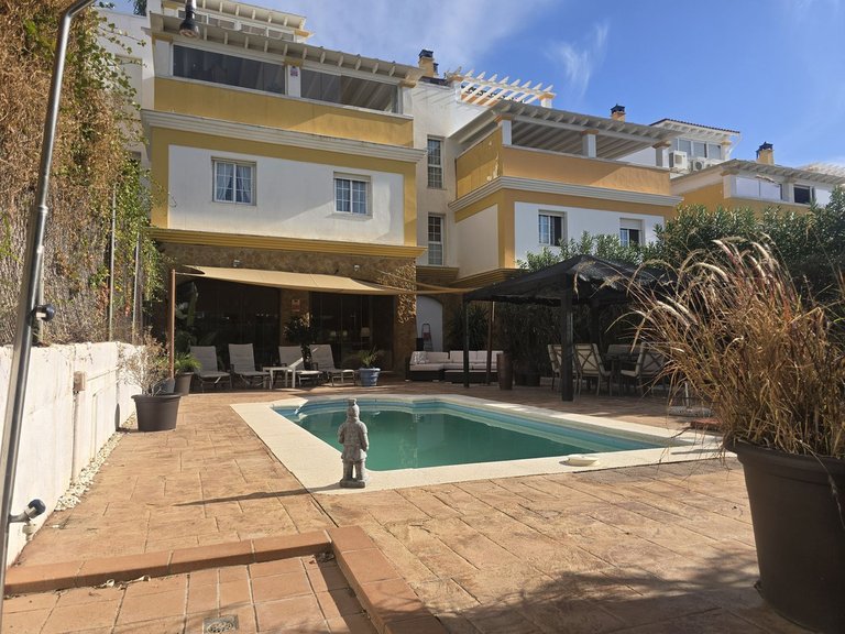 Villa for Sale in Costa del Sol, Calahonda, Malaga 48