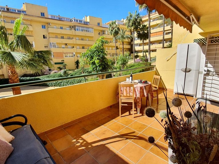 Apartment for Sale in Los Pacos, Malaga 15