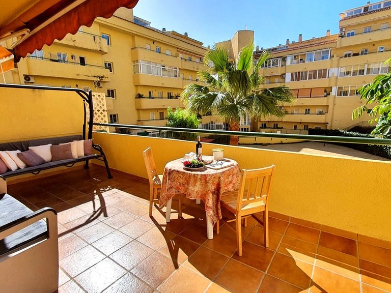 Apartment for Sale in Los Pacos, Malaga 3