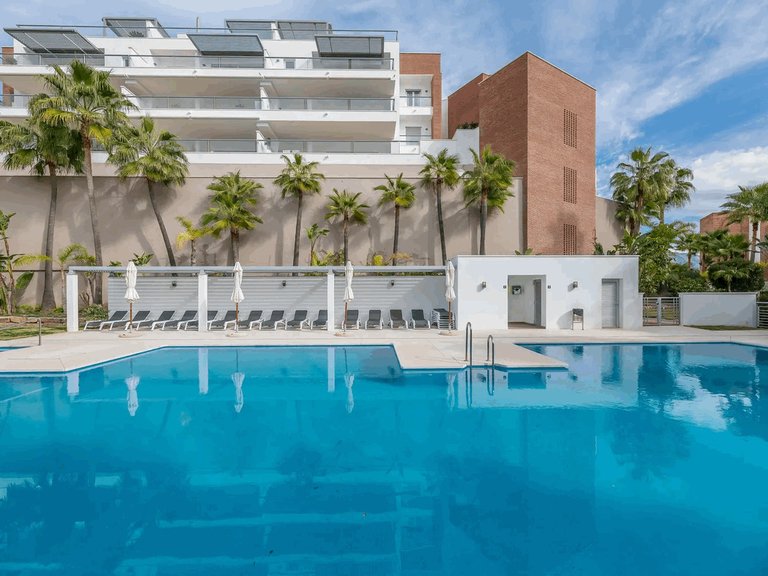 Apartment for Sale in Los Arqueros, Malaga 1