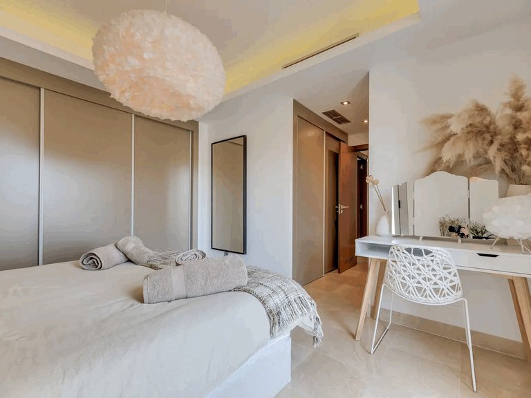 Apartment for Sale in Los Arqueros, Malaga 12