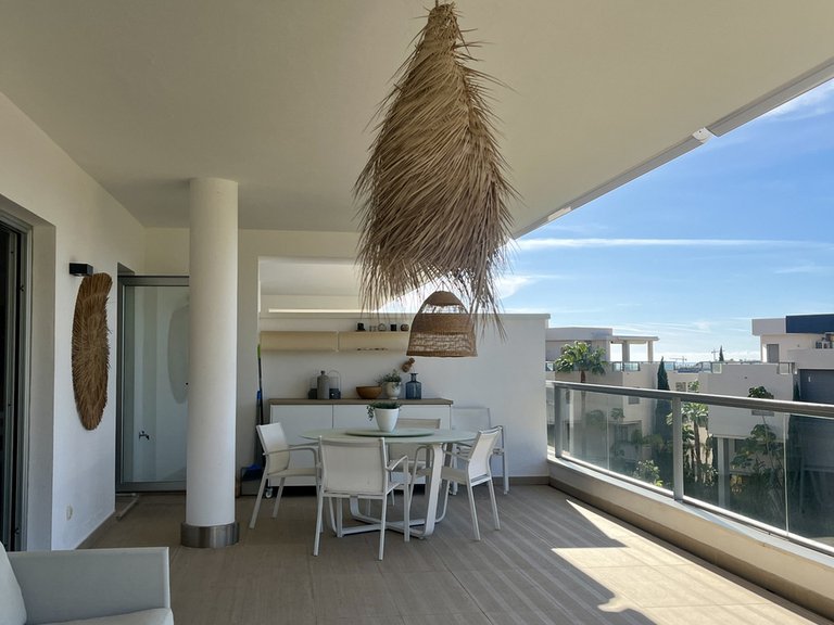 Apartment for Sale in Los Arqueros, Malaga 17