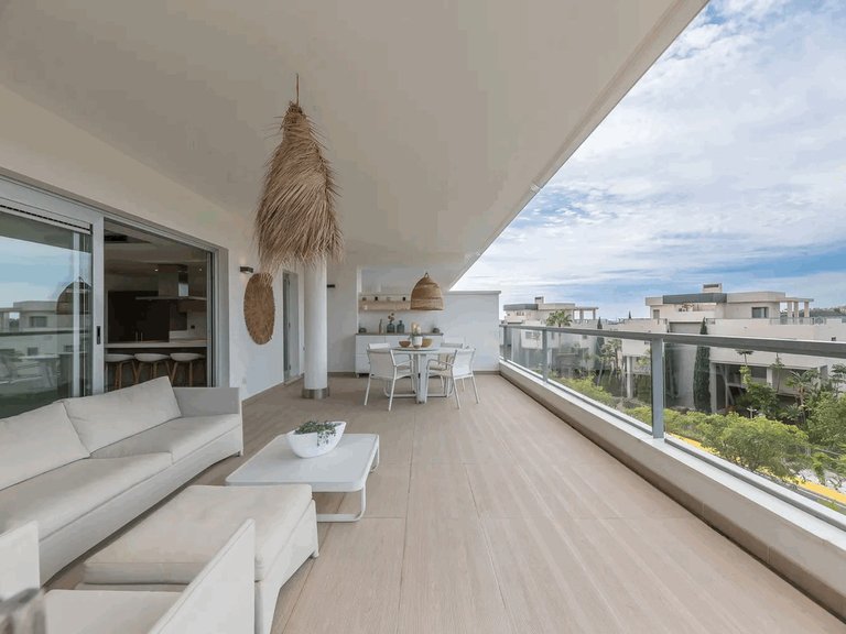 Apartment for Sale in Los Arqueros, Malaga 20