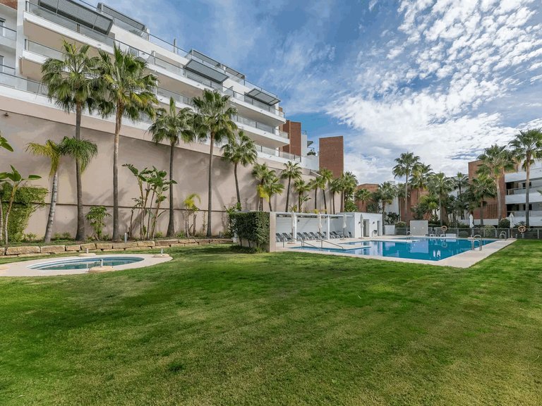 Apartment for Sale in Los Arqueros, Malaga 35