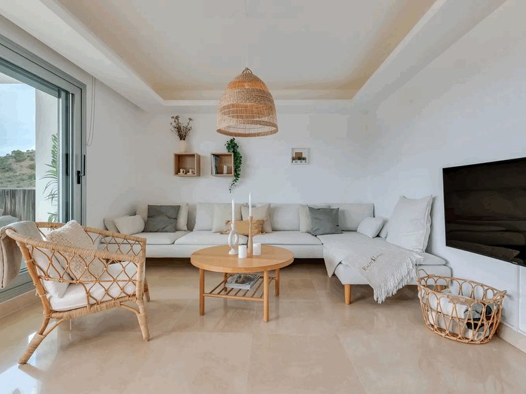 Apartment for Sale in Los Arqueros, Malaga 4