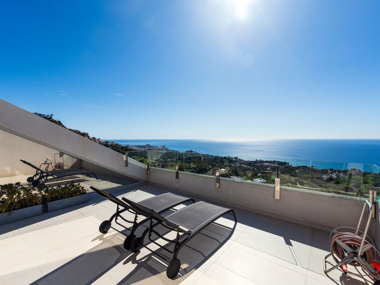 Apartment for Sale in Benalmadena, Malaga 27