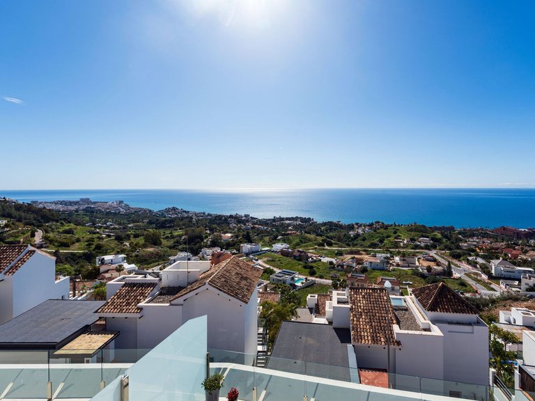 Apartment for Sale in Benalmadena, Malaga 36