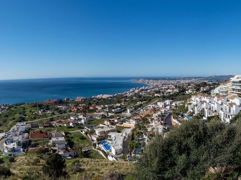 Apartment for Sale in Benalmadena, Malaga 46