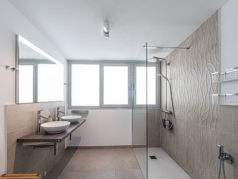 Apartment for Sale in Benalmadena, Malaga 7