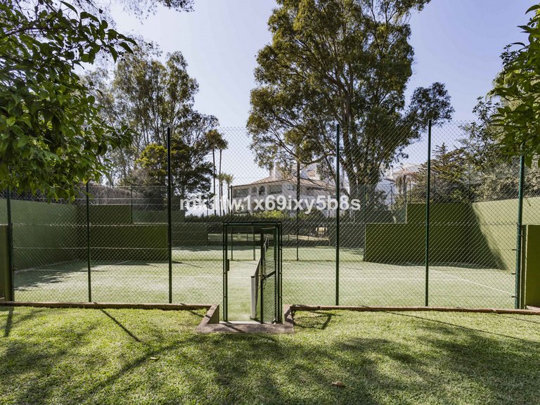 Apartment for Sale in Río Real, Malaga 10