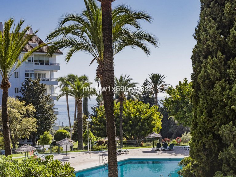 Apartment for Sale in Río Real, Malaga 3