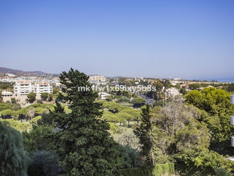 Apartment for Sale in Río Real, Malaga 37