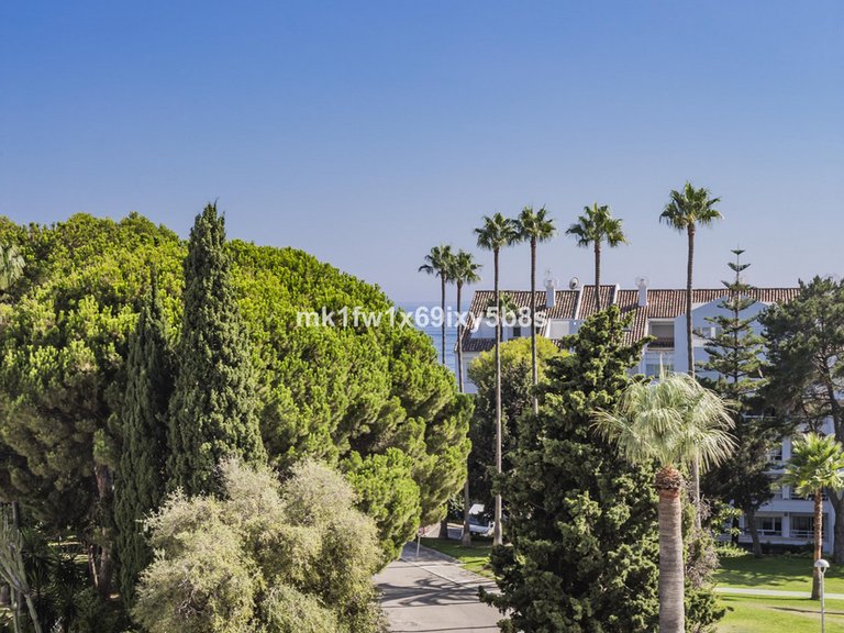 Apartment for Sale in Río Real, Malaga 38